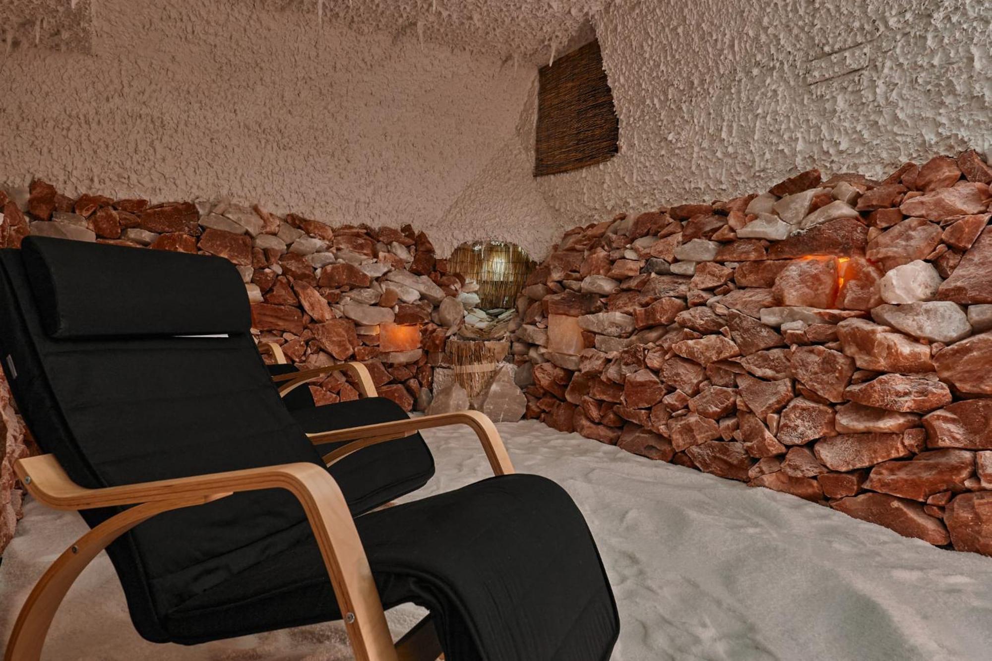 Hotel Aurora Wellness & Spa 티볼리 테르메 외부 사진