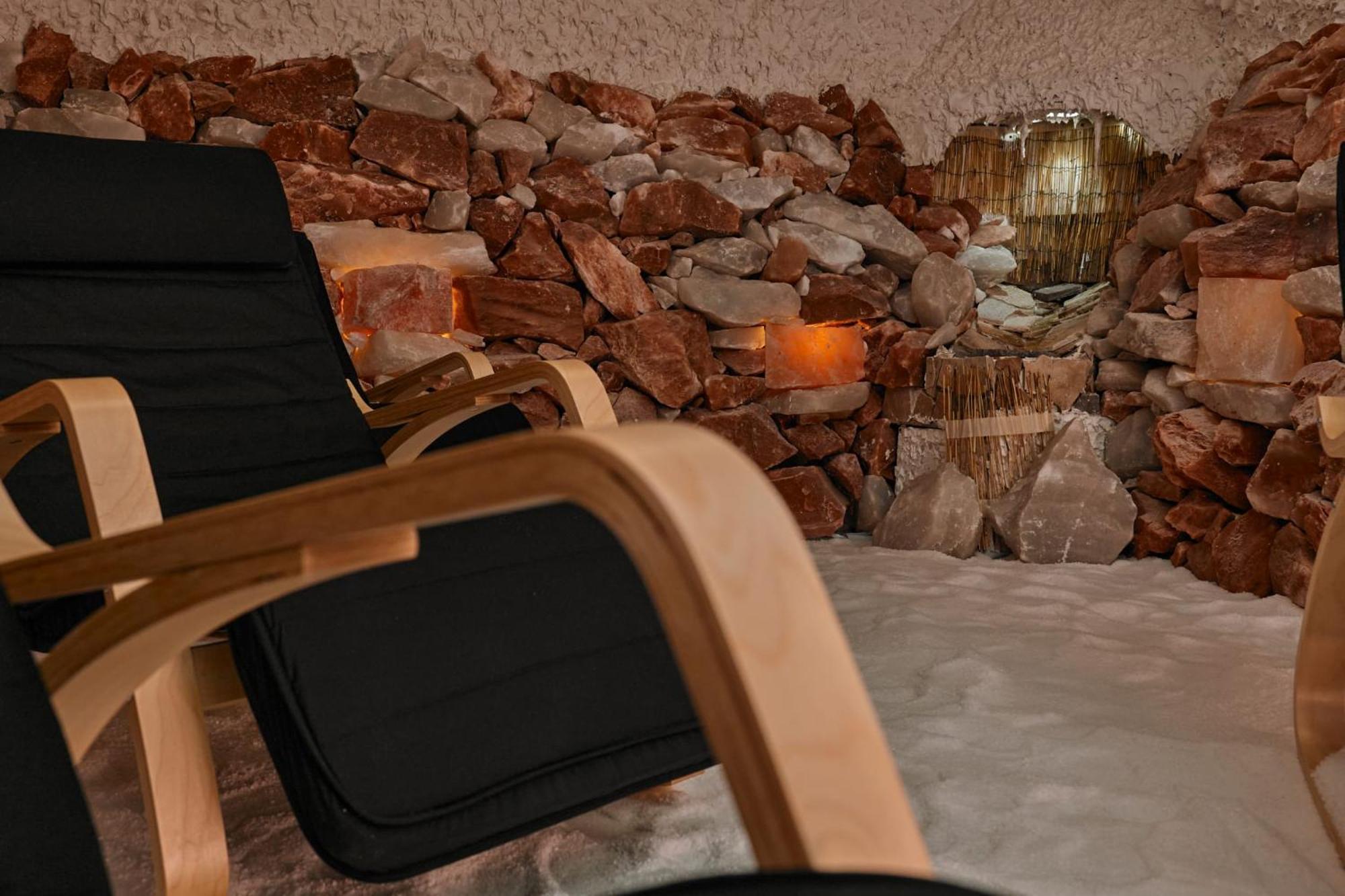Hotel Aurora Wellness & Spa 티볼리 테르메 외부 사진
