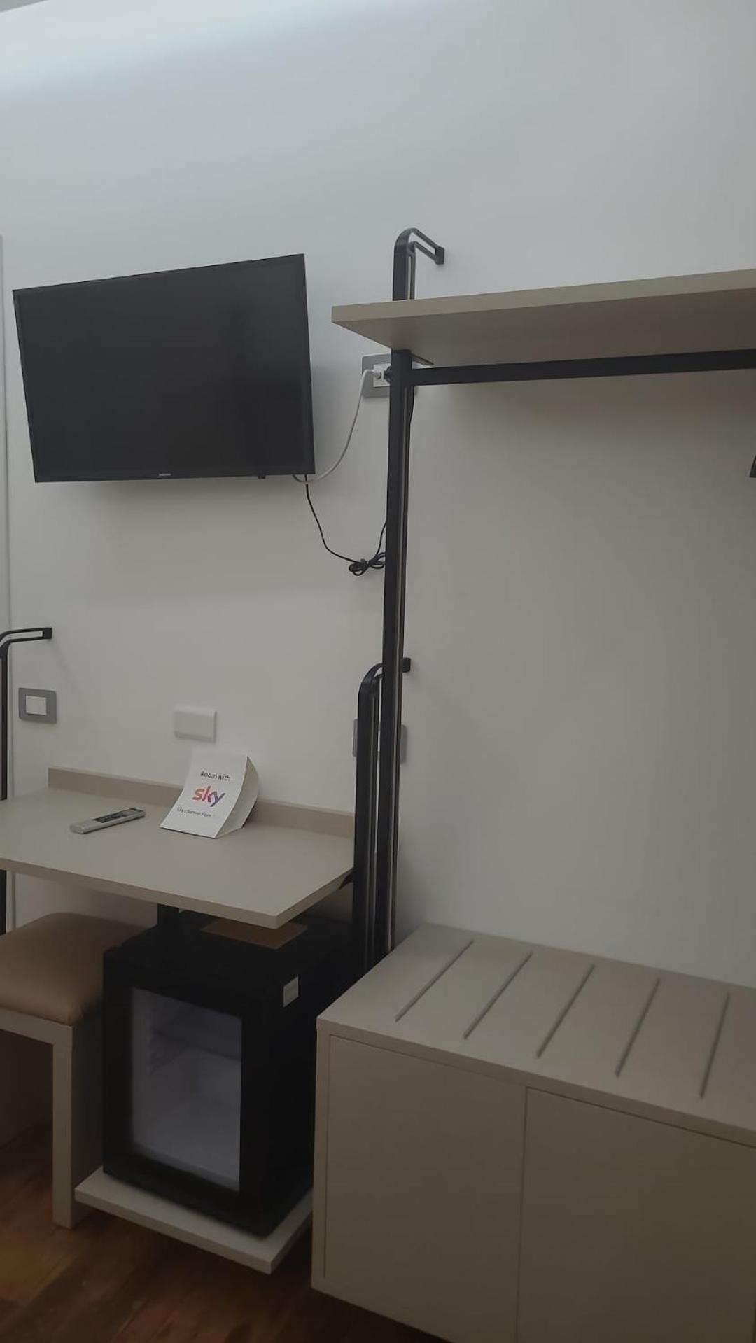 Hotel Aurora Wellness & Spa 티볼리 테르메 외부 사진